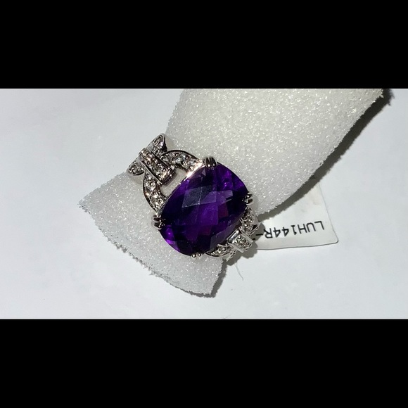 NIB 925 Faceted Amethyst Ring w/ White Simulated Diamonds Sz 6.75 - Picture 4 of 12